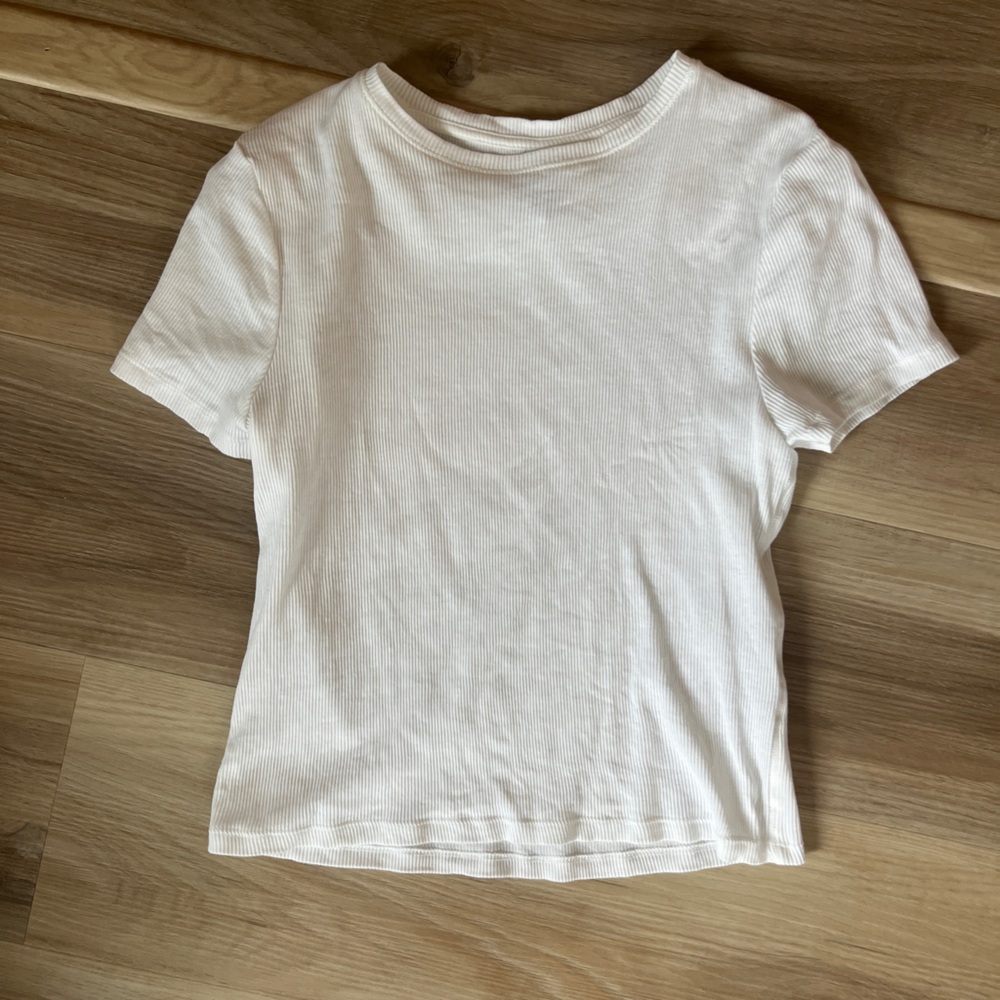 White Cropped Tee
